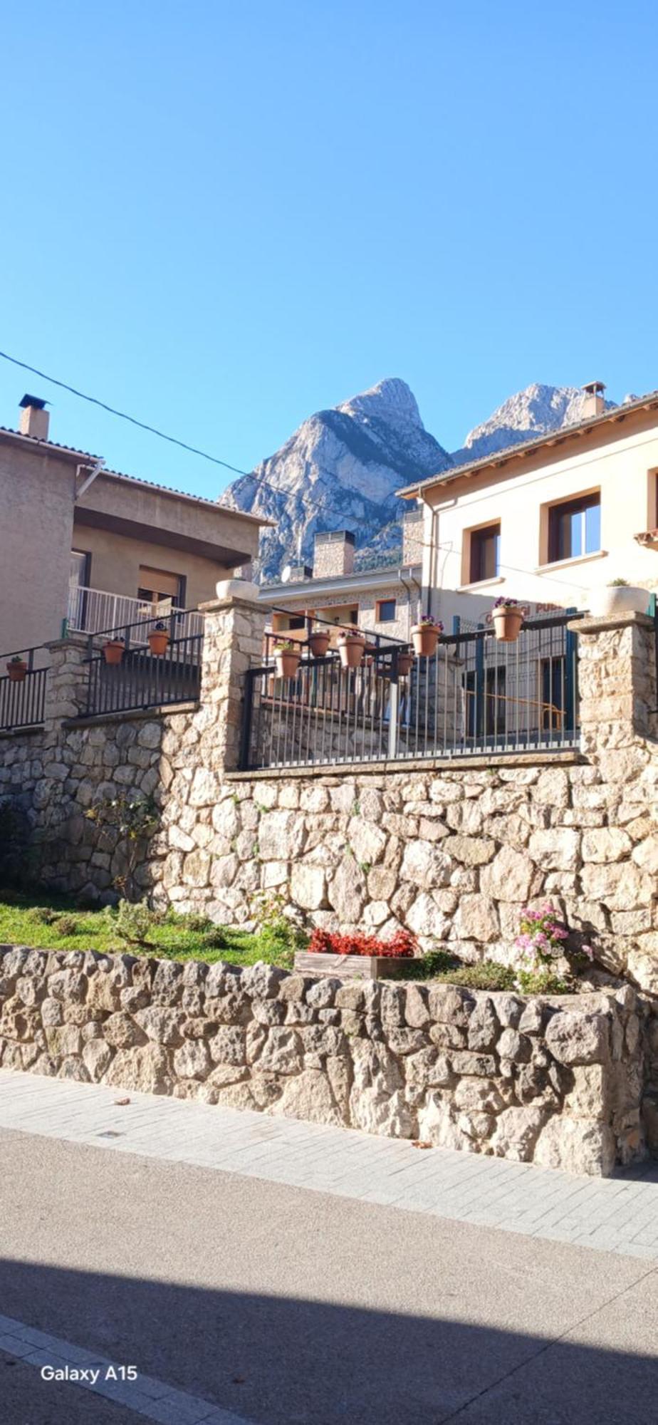 La Cara Nord , Alojamiento Turistico ,Saldes, A Los Pies Del Pedraforca, Apartamento Bagian luar foto